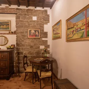 Boutique Ponte Vecchio , Florence Italy